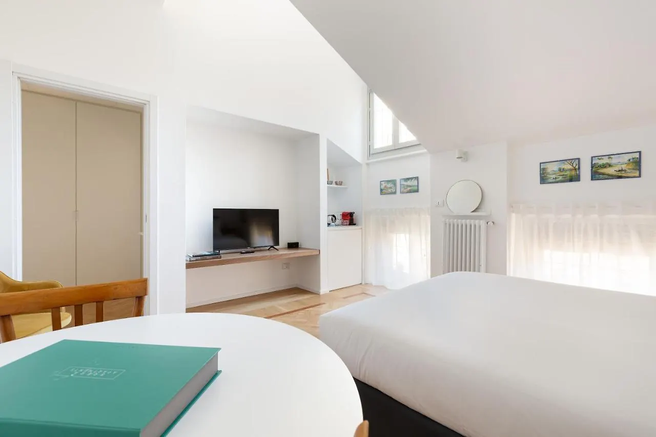 Spiga 46 Suites By Brera Apartments Milaan Italië